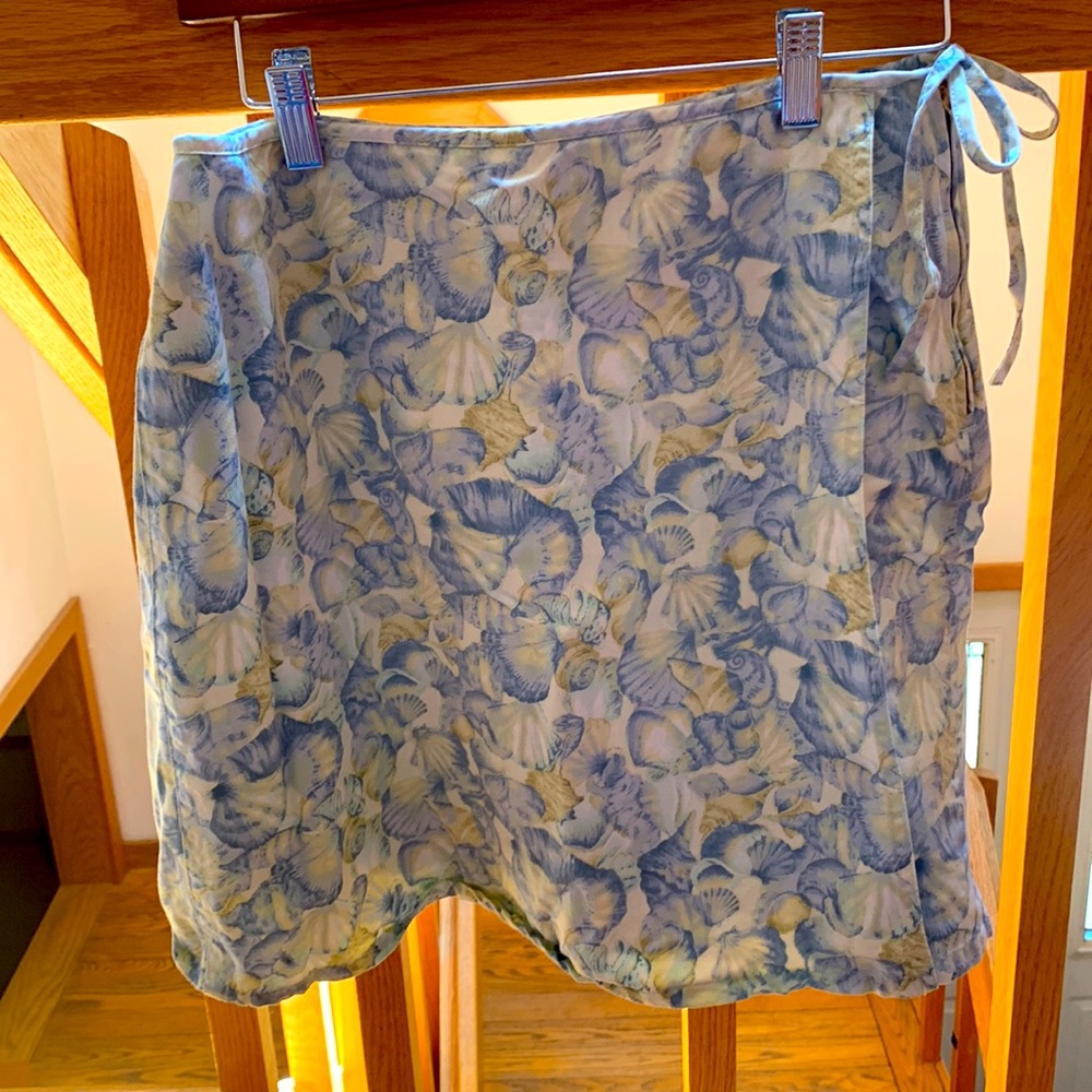 Ladies Liz Claiborne skirt size 10